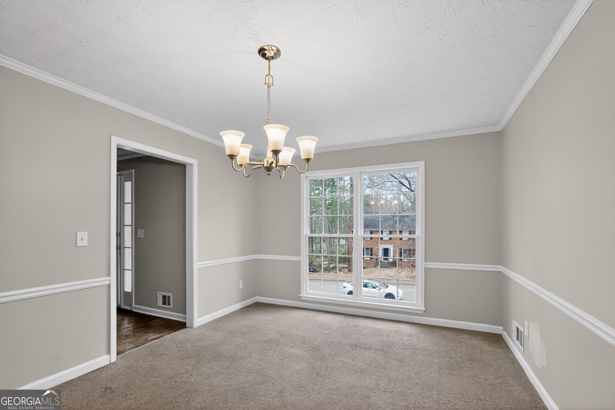 703 Kingsgate Ridge Stone Mountain, GA 30088 - Photo 9 of 35