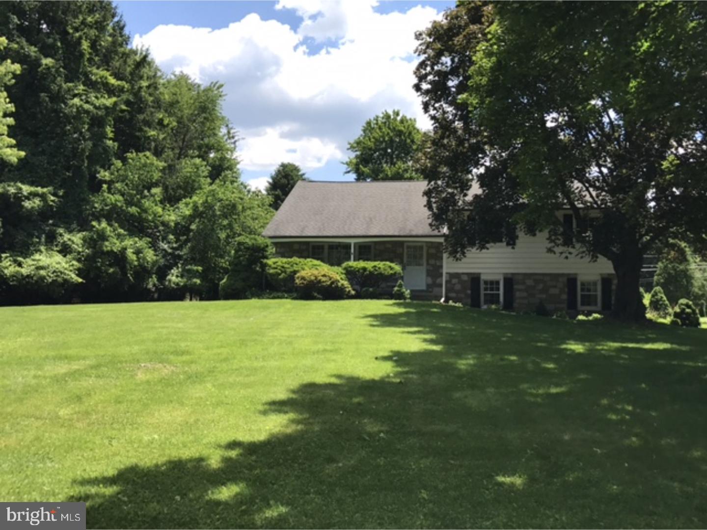 882 Meadowbrook Road Blue Bell, PA 19422 - Photo 5 of 14 Gallery Image 5