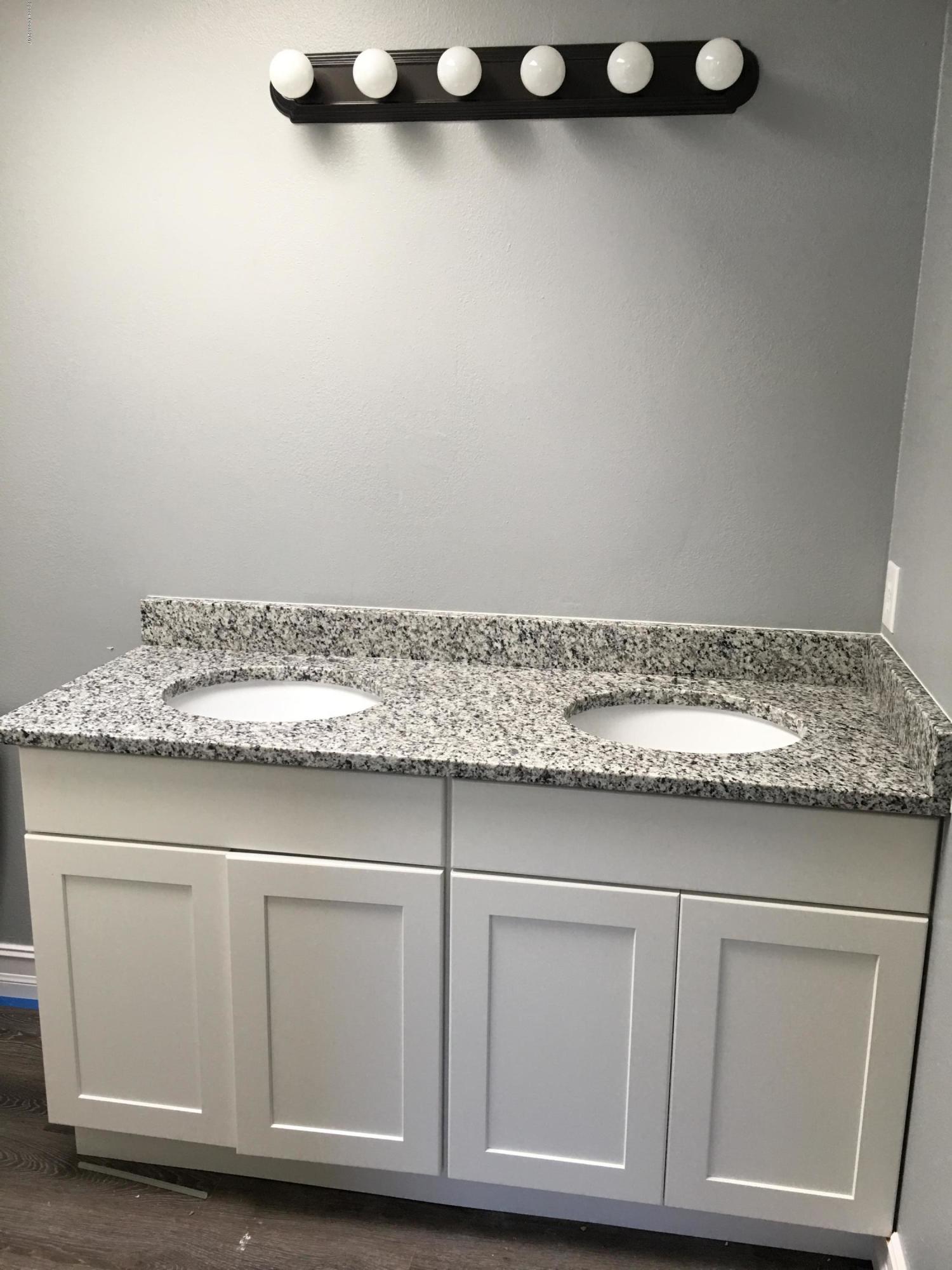 5344 Jamaica Road Cocoa, FL 32927 - Photo 10 of 18 Master Bath