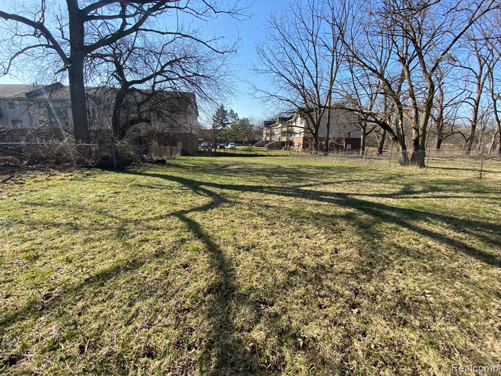 350 East Miller Road Lansing, MI 48911 - Photo 16 of 20 Gallery Image 16