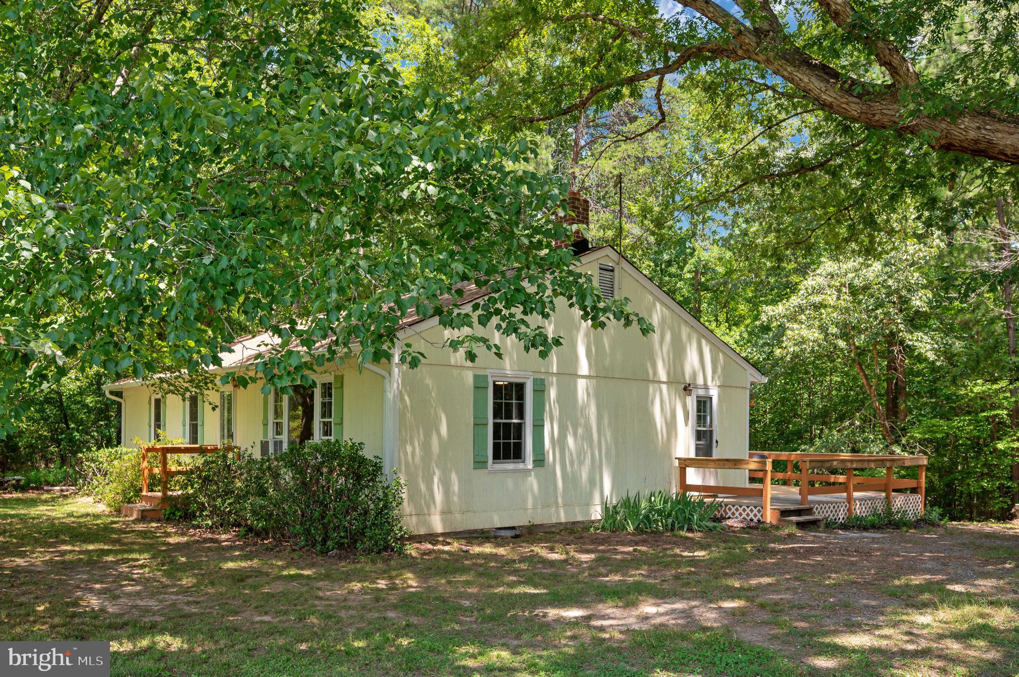 1564 Bethany Church Road Bumpass, VA 23024 - Photo 10 of 81
