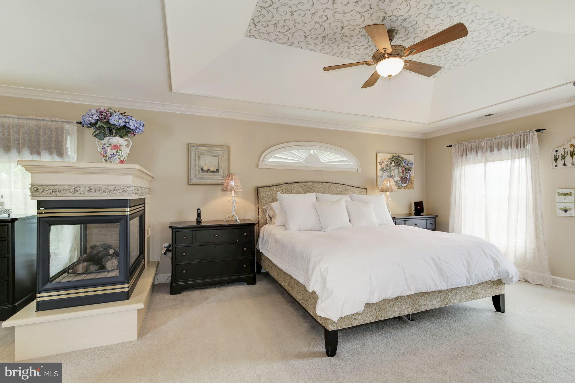 19613 Bruner Way Poolesville, MD 20837 - Photo 15 of 30 Huge Private Owner's Suite!