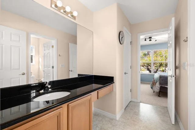 $690,000 | 570 Johns Landing Way, Oakland, FL 34787