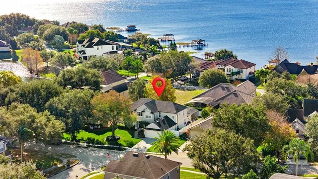 $690,000 | 570 Johns Landing Way, Oakland, FL 34787