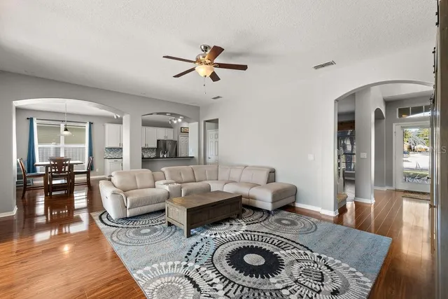 $690,000 | 570 Johns Landing Way, Oakland, FL 34787