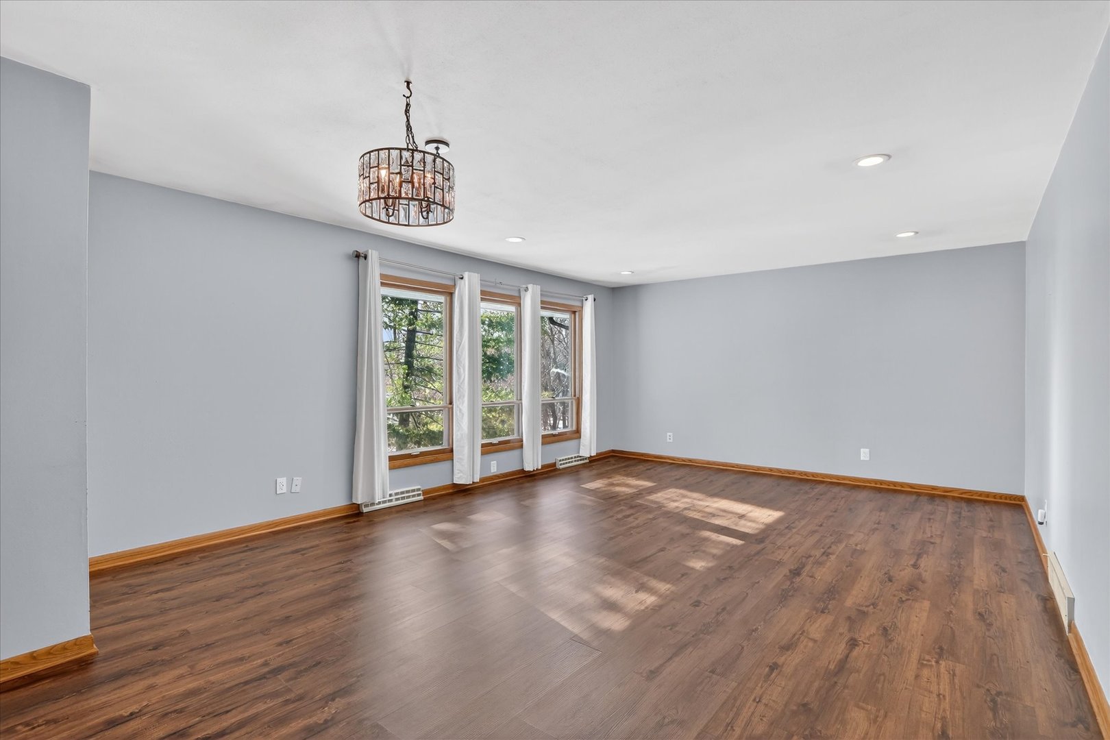 5103 Brookview Road Rockford, IL 61107 - Photo 9 of 51 Gallery Image 9