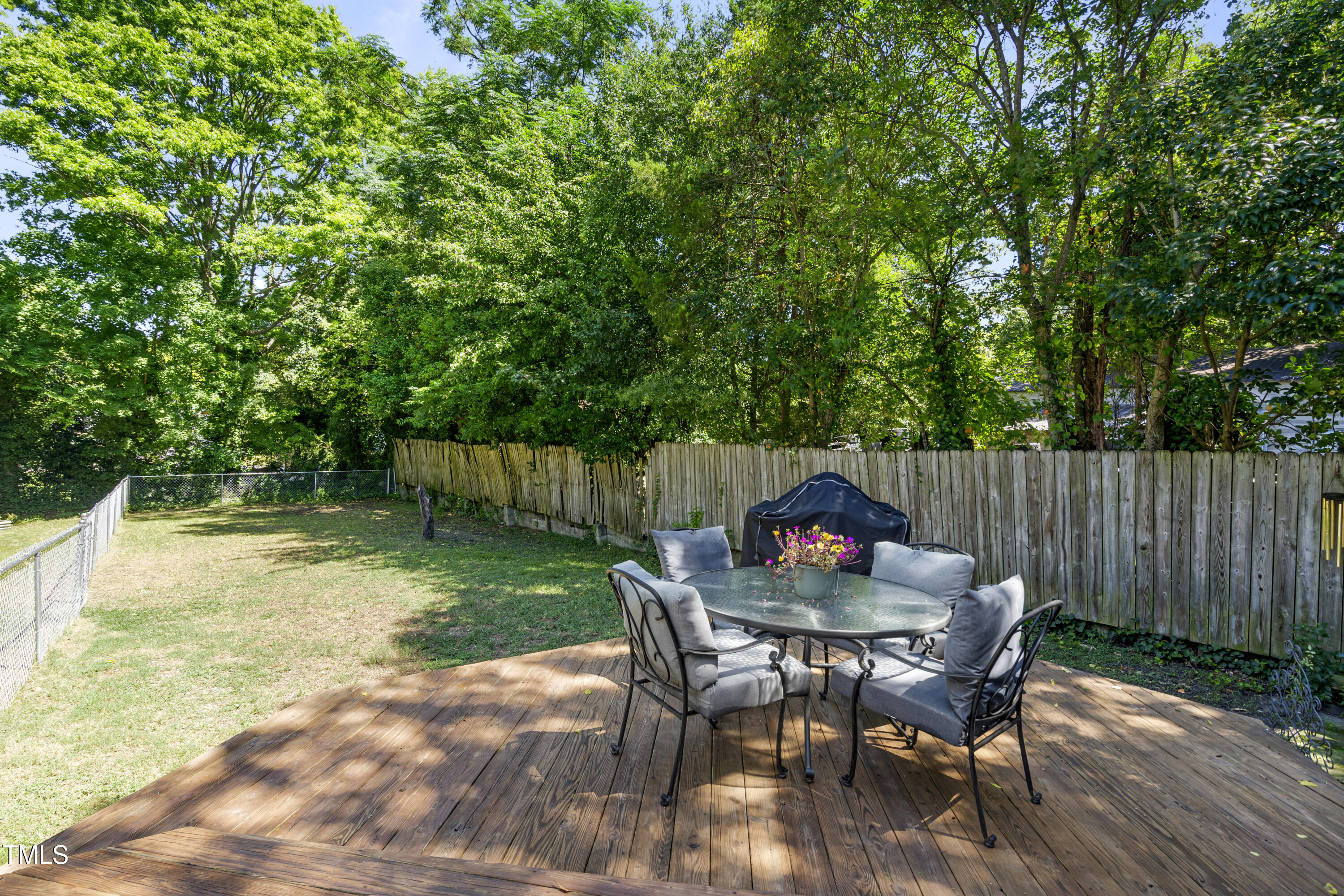 102 West Church Street Benson, NC 27504 - Photo 9 of 40 DSC08769