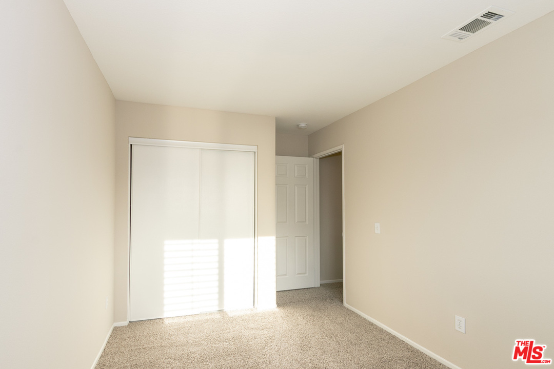 37767 Shady Maple Road Murrieta, CA 92563 - Photo 17 of 22