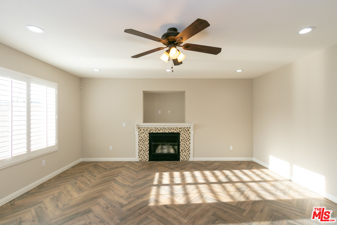 37767 Shady Maple Road Murrieta, CA 92563 - Photo 8 of 22
