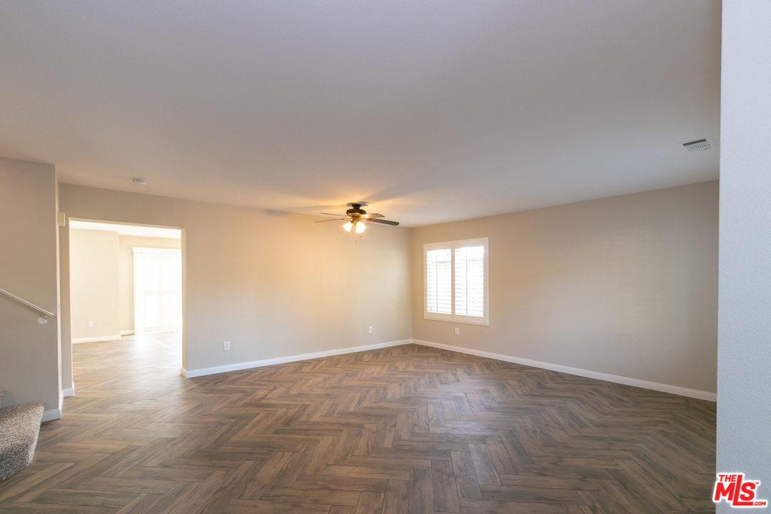 37767 Shady Maple Road Murrieta, CA 92563 - Photo 9 of 22