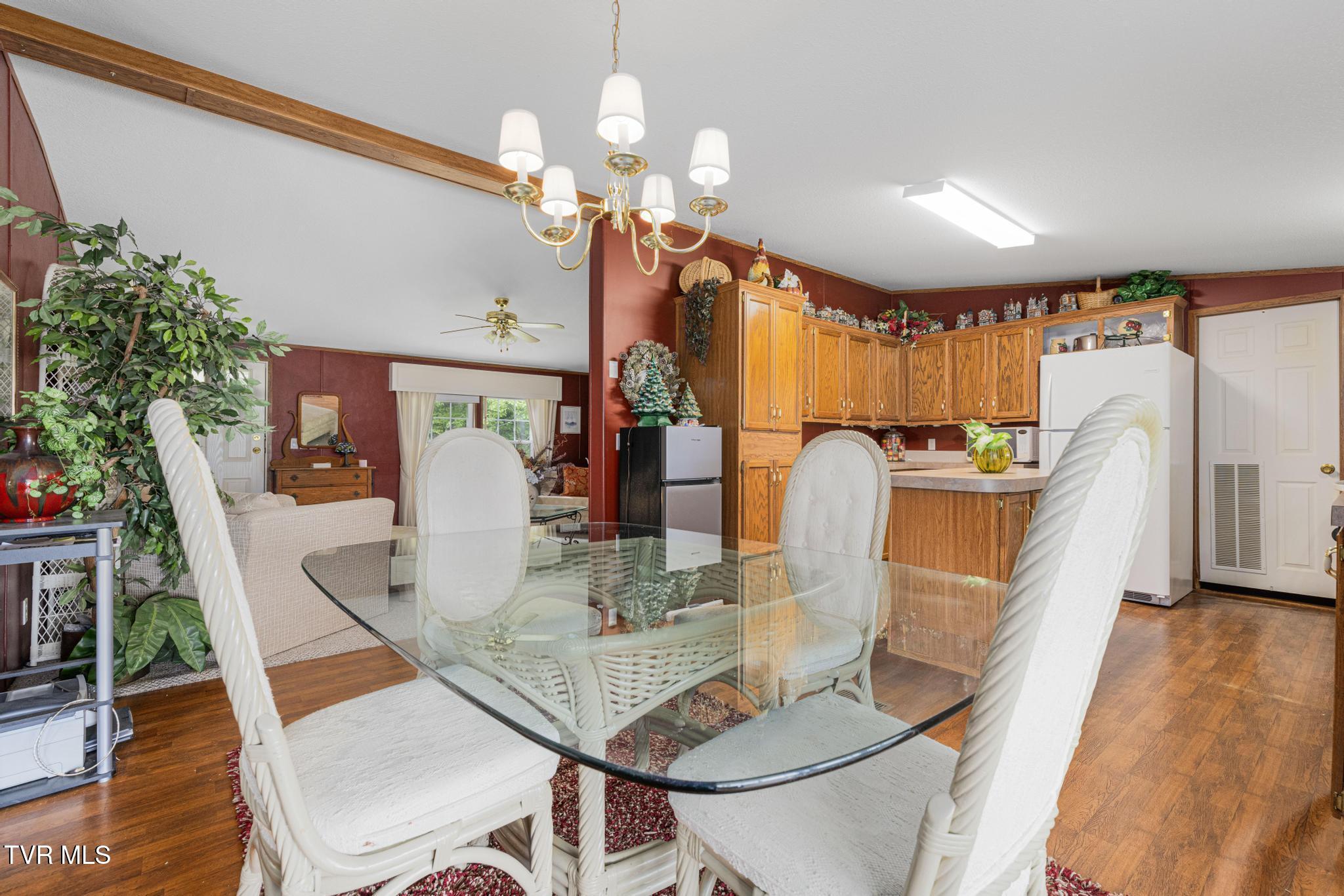 195 Estep Hollow Road Elizabethton, TN 37643 - Photo 45 of 69 IMG_7217