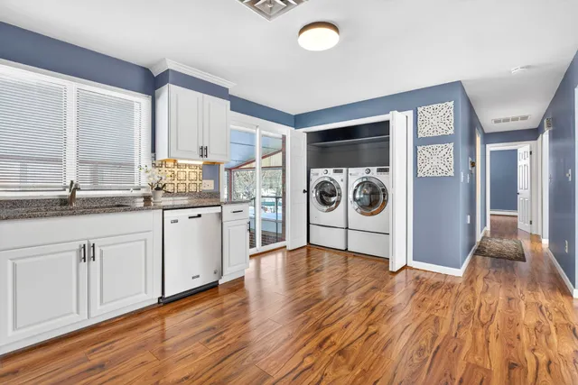 $530,000 | 126 Cohas Avenue, Manchester, NH 03109