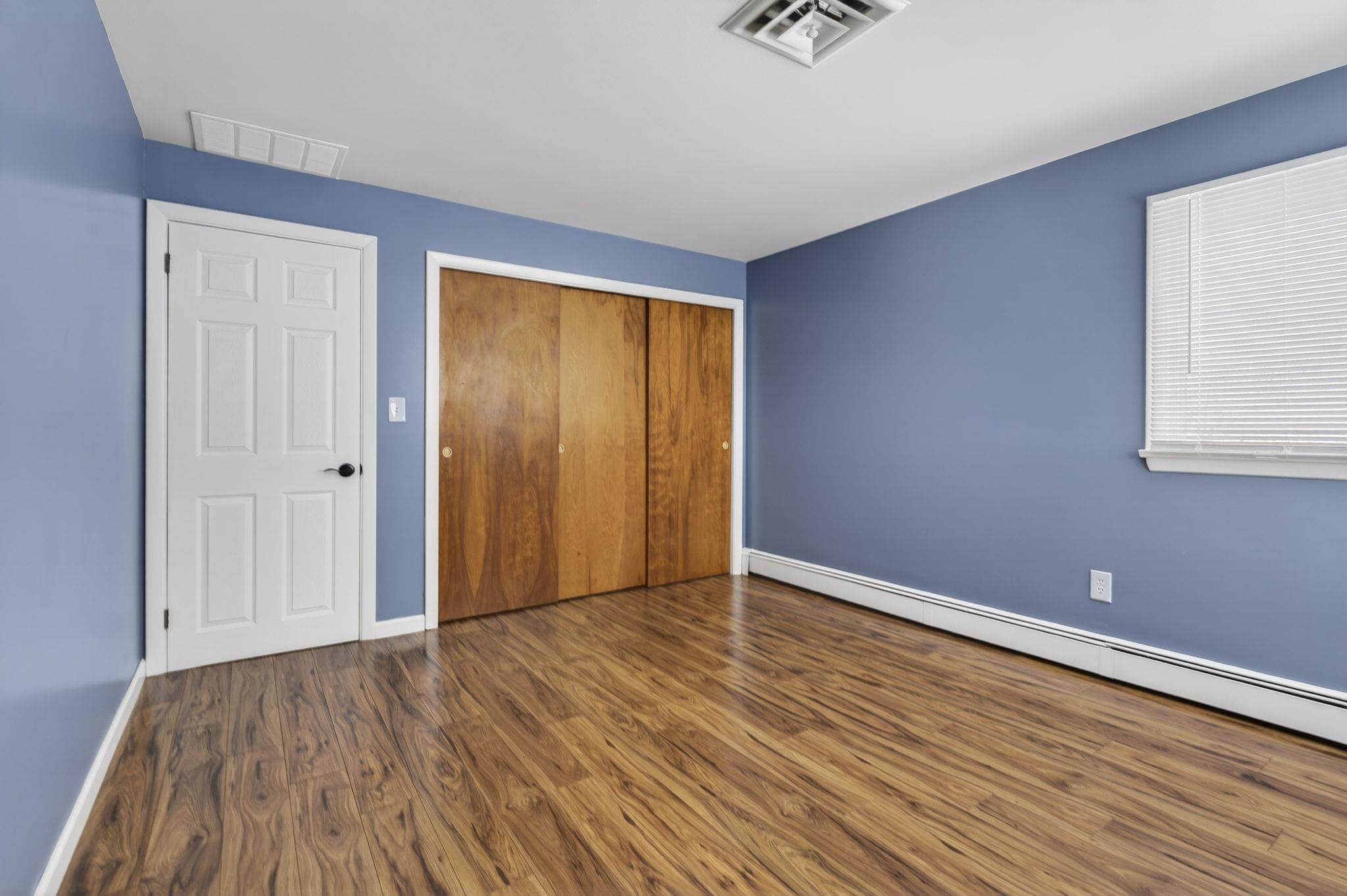 126 Cohas Avenue Manchester, NH 03109 - Photo 29 of 54