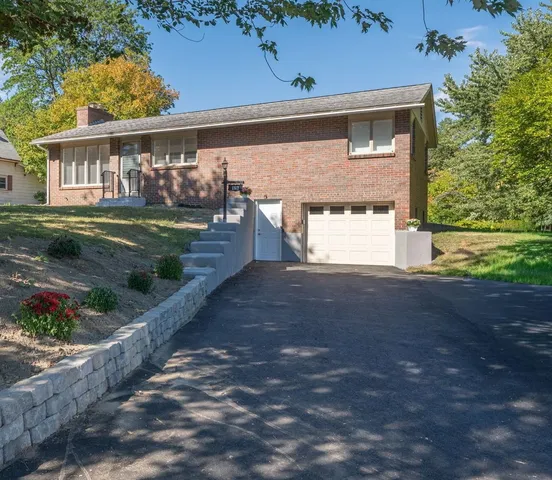 $530,000 | 126 Cohas Avenue, Manchester, NH 03109