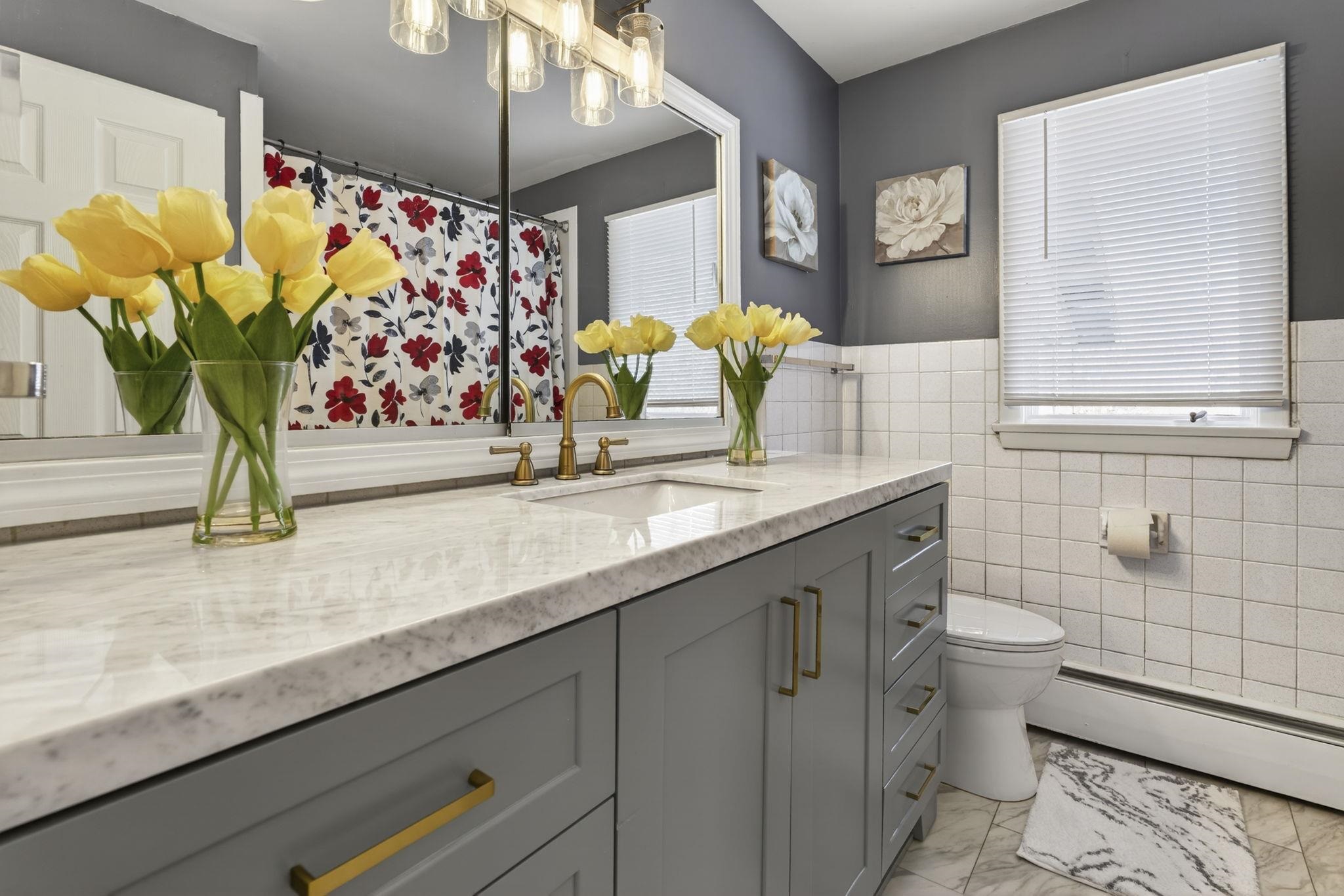 126 Cohas Avenue Manchester, NH 03109 - Photo 31 of 54