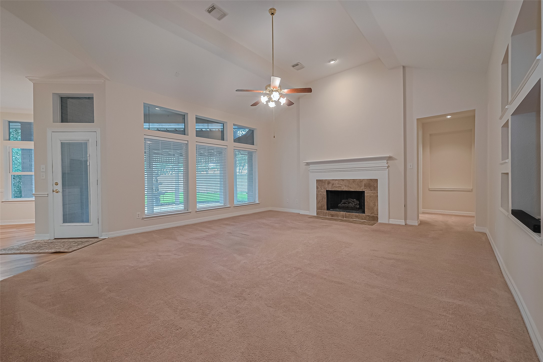 4902 Stackstone Lane Katy, TX 77450 - Photo 13 of 48