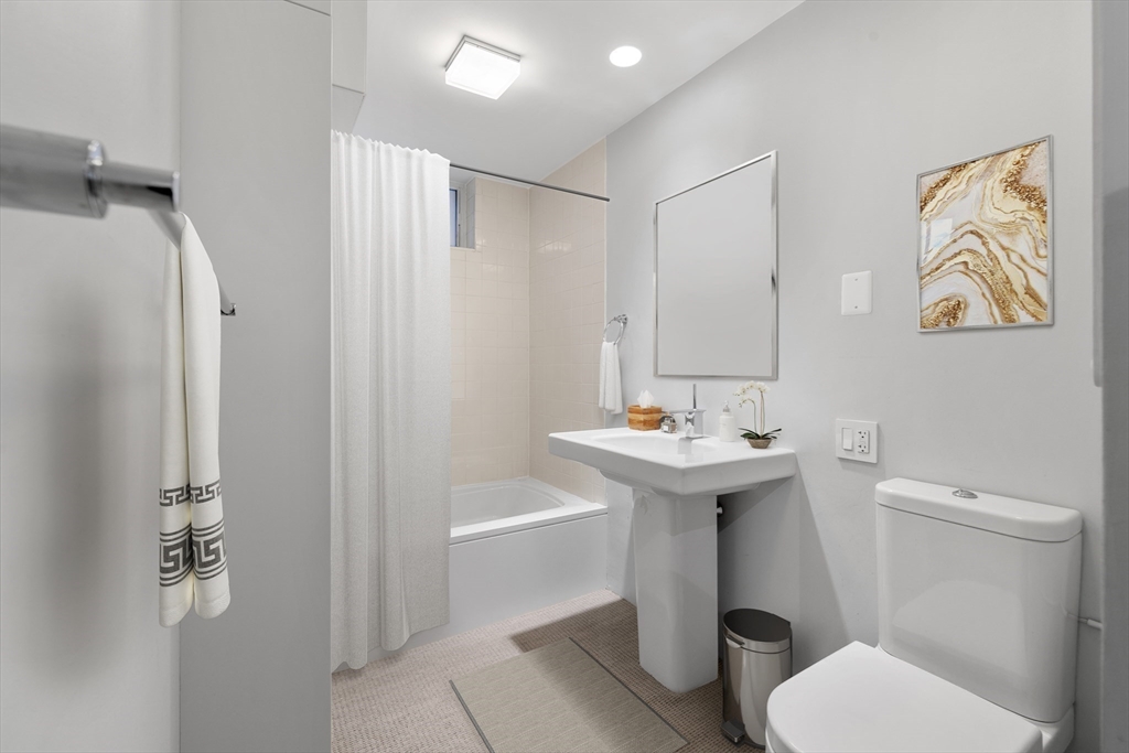 107 South Street, Unit 2A Boston, MA 02111 - Photo 14 of 18