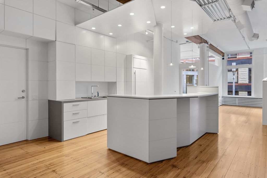 107 South Street, Unit 2A Boston, MA 02111 - Photo 4 of 18