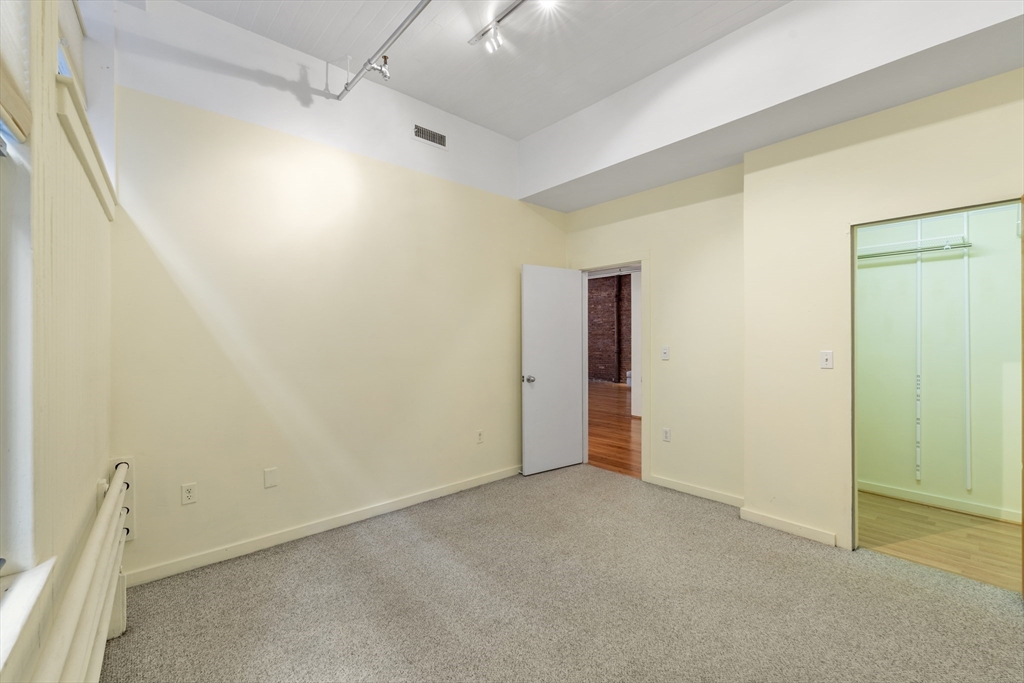 107 South Street, Unit 2A Boston, MA 02111 - Photo 10 of 18