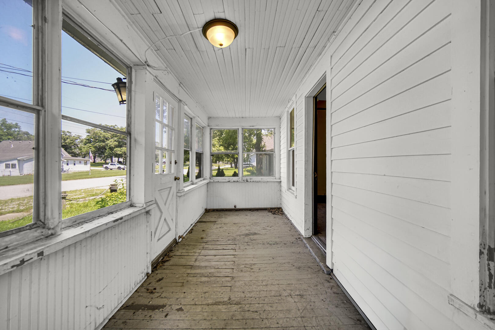 273 High Street Wheatfield, IN 46392 - Photo 2 of 17 1620x1080