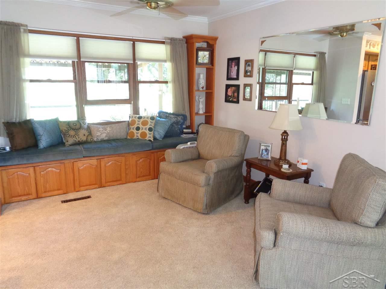 2401 North Iva Road Hemlock, MI 48626 - Photo 6 of 37 50021091-5.JPG