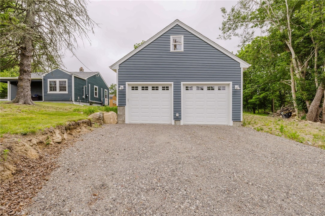 1500 Crandall Road Tiverton, RI 02878 - Photo 2 of 7