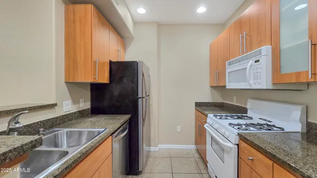 $1,475 | 6900 East Princess Drive, Unit 1116, Phoenix, AZ 85054