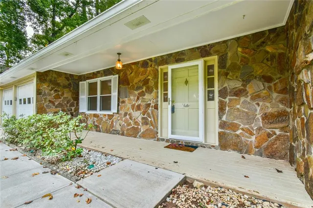 $325,000 | 246 Greenwood Drive Northwest, Lilburn, GA 30047