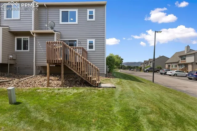 $267,900 | 5555 Denmark Court, Colorado Springs, CO 80918