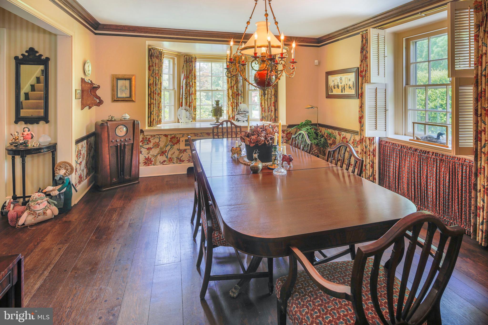 859 Washington Lane Rydal, PA 19046 - Photo 8 of 31 Dining Room