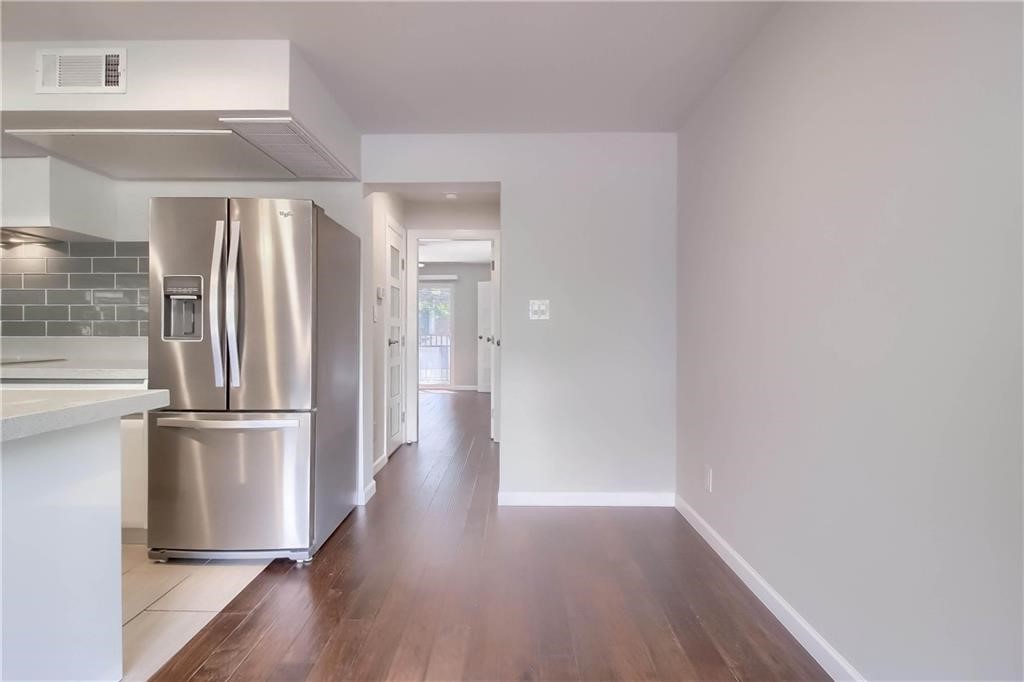 3110 Red River Street, Unit 210 Austin, TX 78705 - Photo 11 of 26