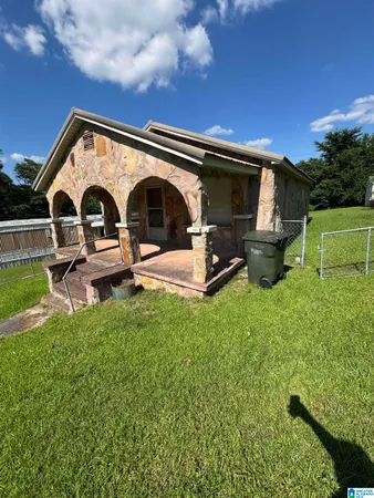 $88,900 | 1015 Patterson Street, Anniston, AL 36201