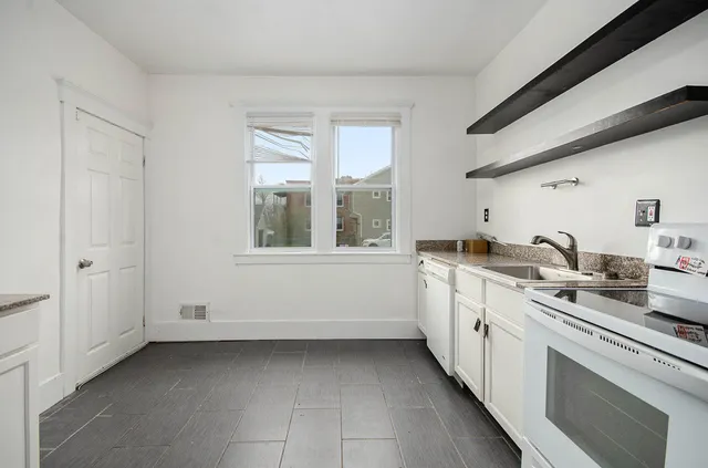 $1,195 | 593 Hague Street, Detroit, MI 48202