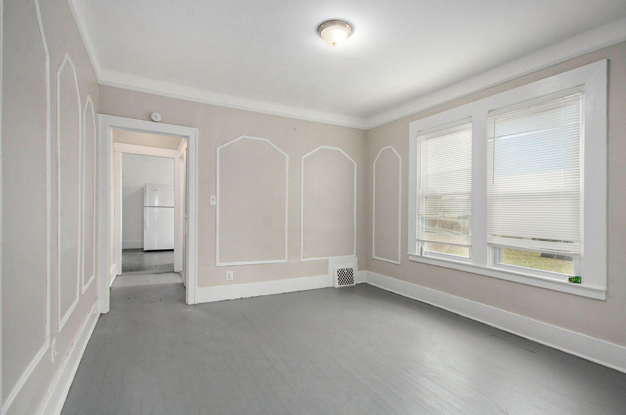 593 Hague Street Detroit, MI 48202 - Photo 7 of 20 011_dsc_2483_530