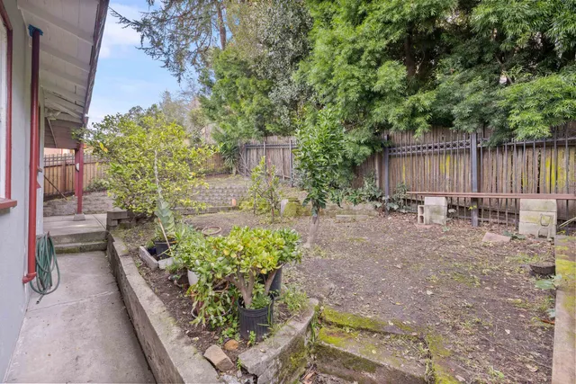 $795,000 | 787 Mandana Boulevard, Oakland, CA 94610