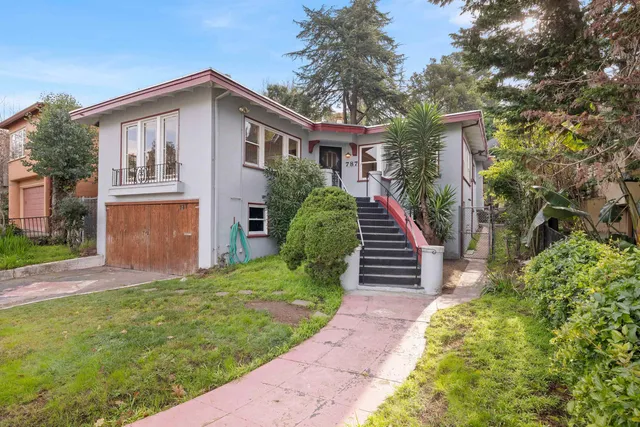 $795,000 | 787 Mandana Boulevard, Oakland, CA 94610
