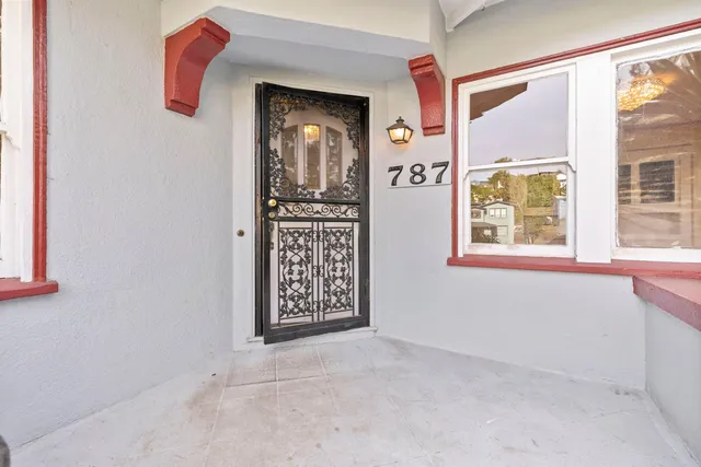 $795,000 | 787 Mandana Boulevard, Oakland, CA 94610