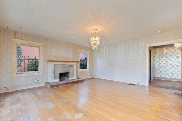 $795,000 | 787 Mandana Boulevard, Oakland, CA 94610