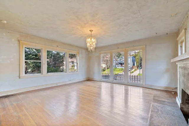 $795,000 | 787 Mandana Boulevard, Oakland, CA 94610