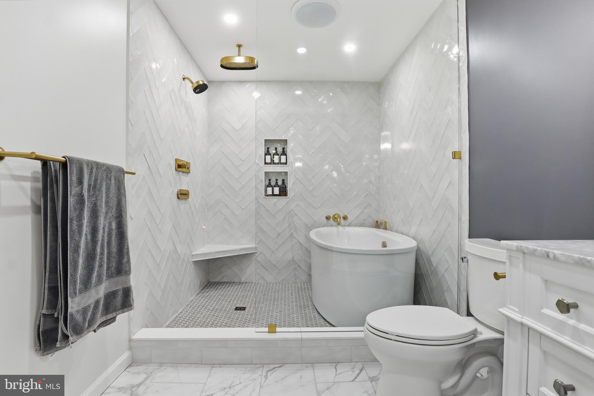 89 Greenfield Road Lancaster, PA 17602 - Photo 6 of 52