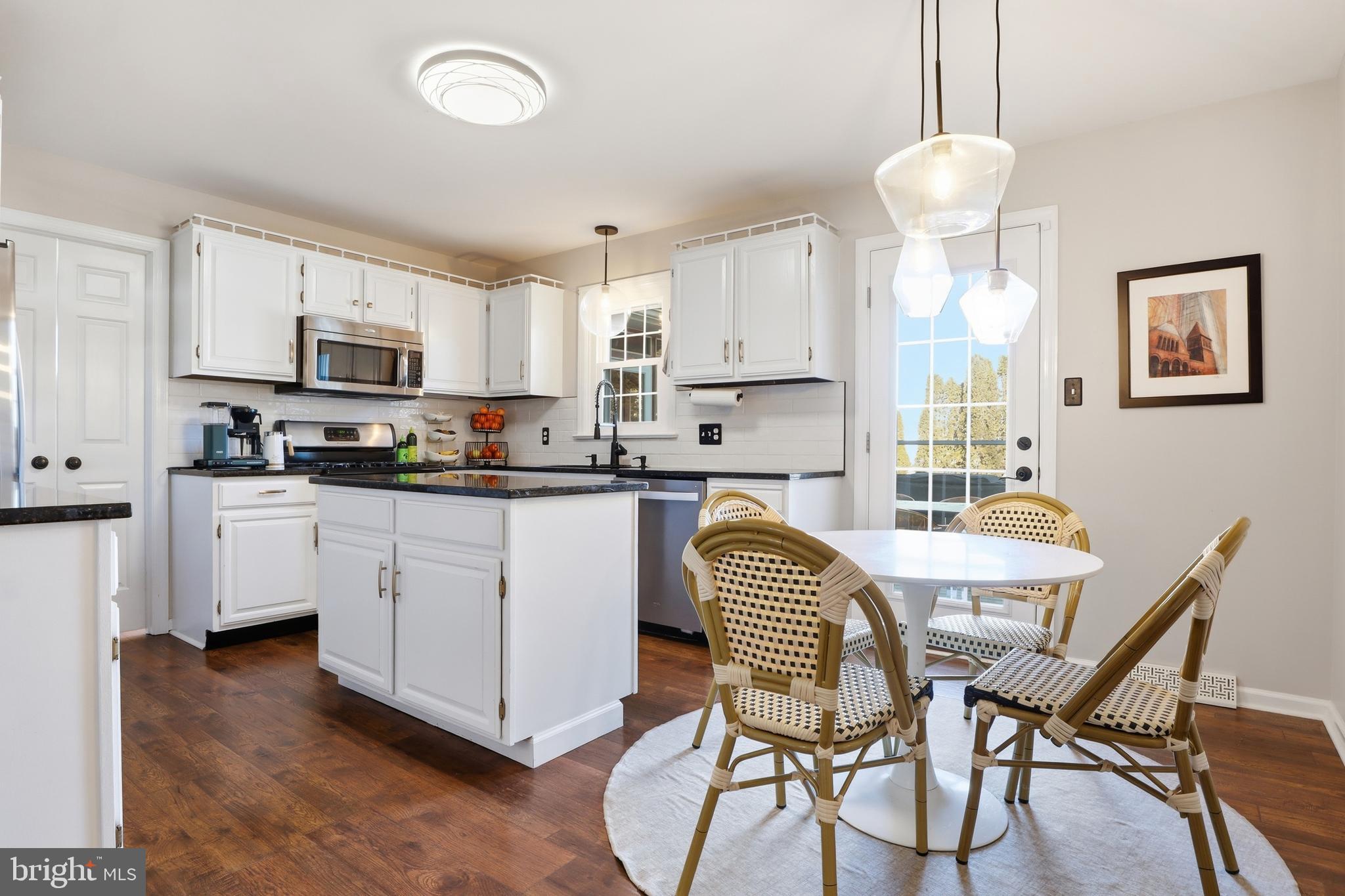 89 Greenfield Road Lancaster, PA 17602 - Photo 9 of 52