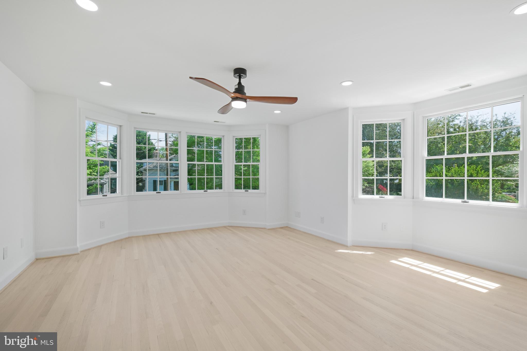 4400 Ridge Street Chevy Chase, MD 20815 - Photo 16 of 45