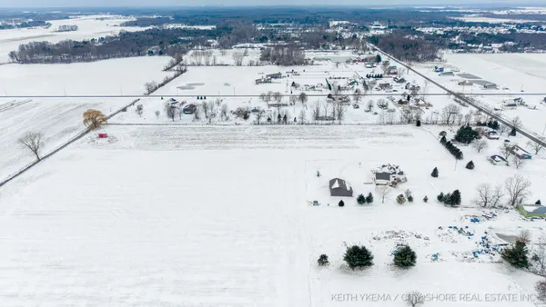 $235,000 | 1 Stanton Street, Zeeland, MI 49464