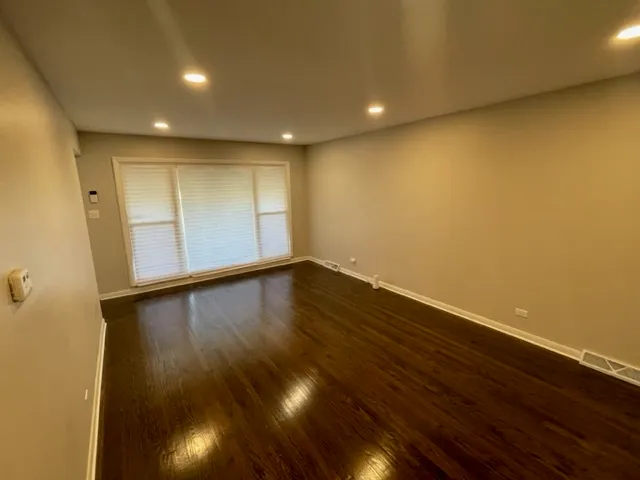 $195,000 | 8658 South University Avenue, Chicago, IL 60619