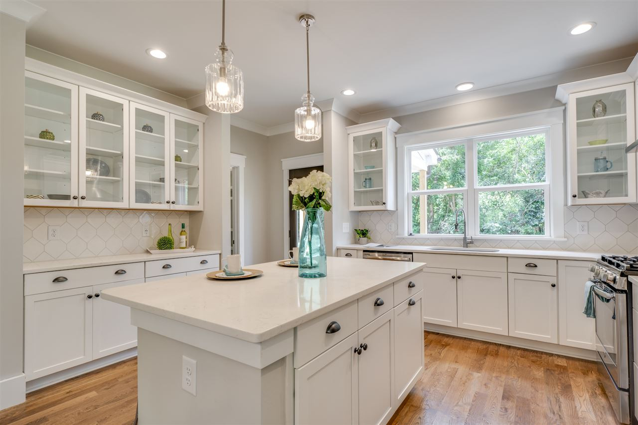 609 Bragg Street Raleigh, NC 27601 - Photo 9 of 26 Photo 9