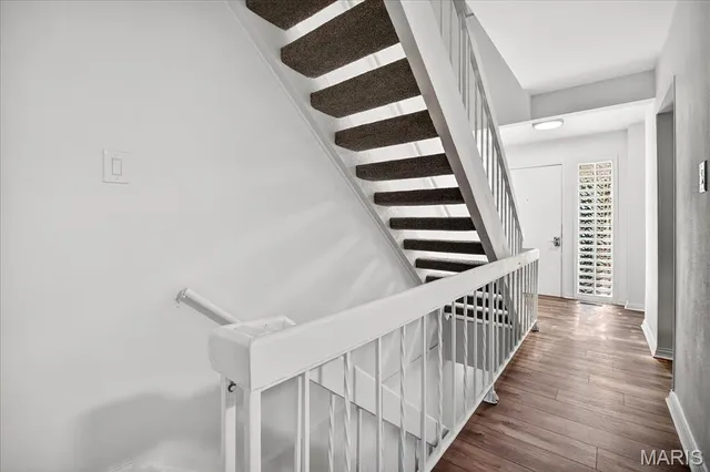 $145,000 | 2895 Fairways Circle, Unit M, St. Charles, MO 63303