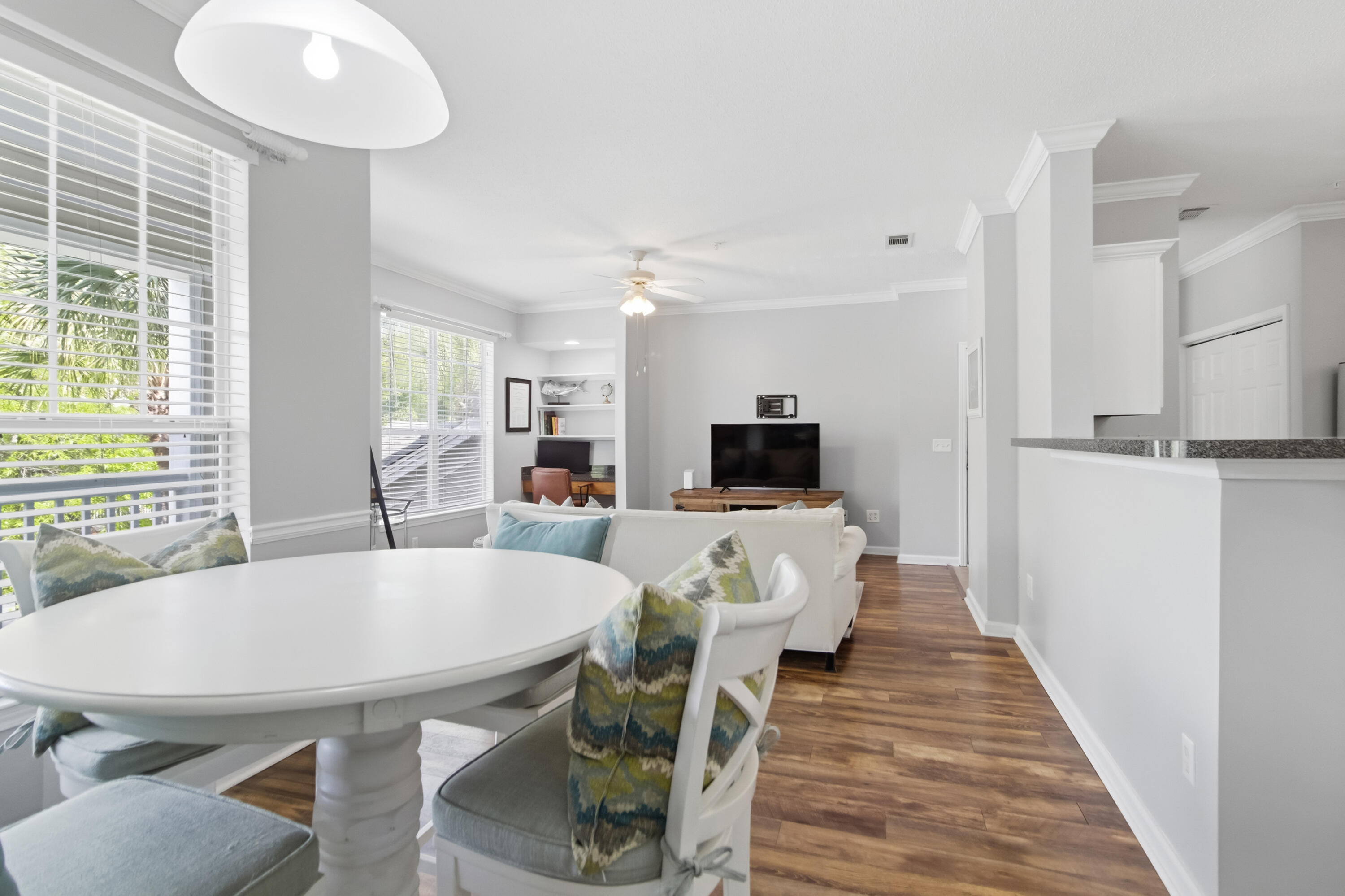 45 Sycamore Avenue, Unit 1823 Charleston, SC 29407 - Photo 13 of 34 Dining