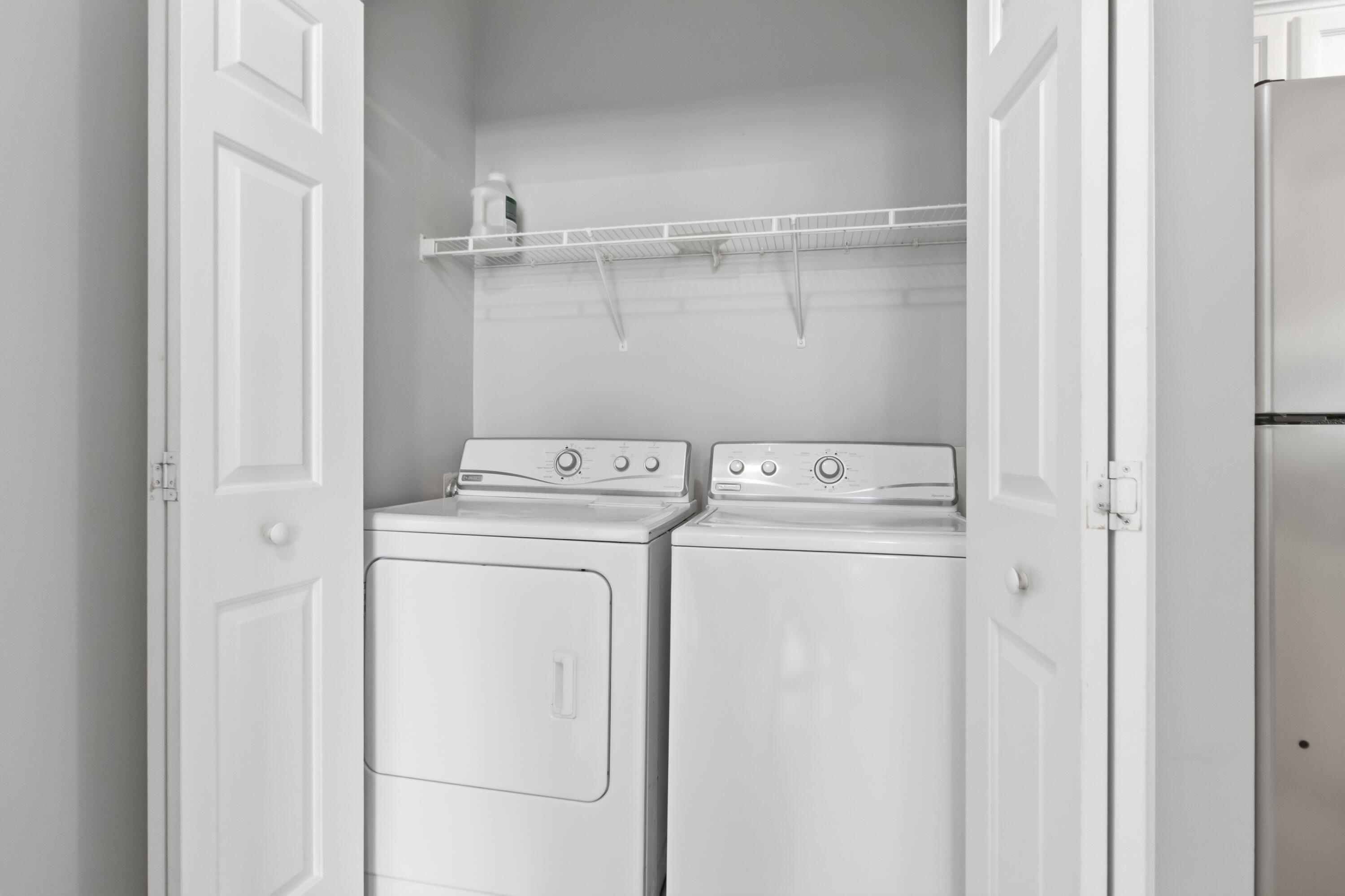 45 Sycamore Avenue, Unit 1823 Charleston, SC 29407 - Photo 18 of 34 Laundry