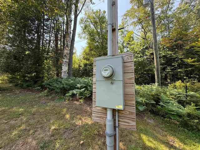 $158,000 | 184 Dalton Road, Dalton, NH 03598