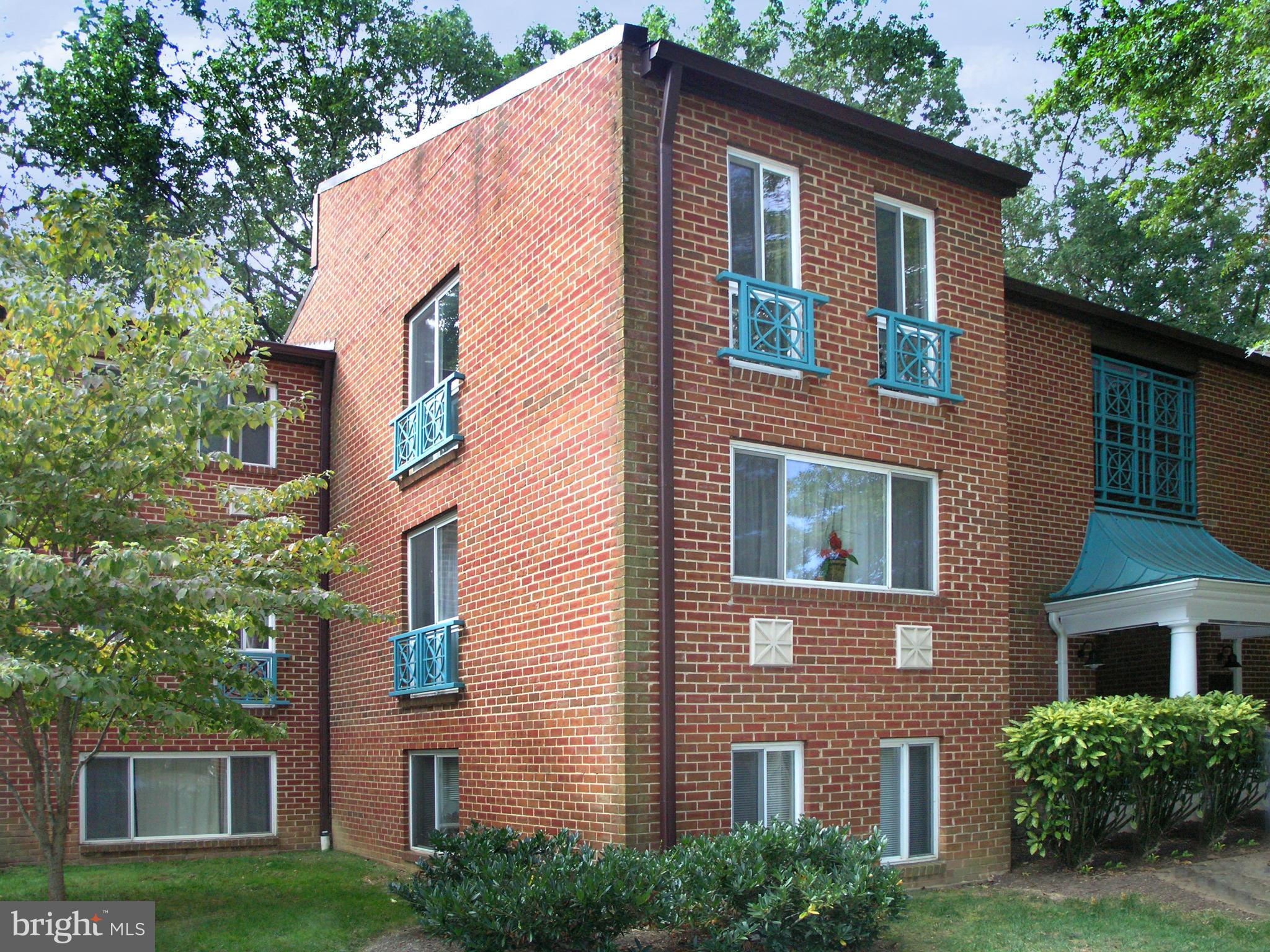 11817 Breton Court, Unit 21D Reston, VA 20191 - Photo 19 of 27 Exterior (General)